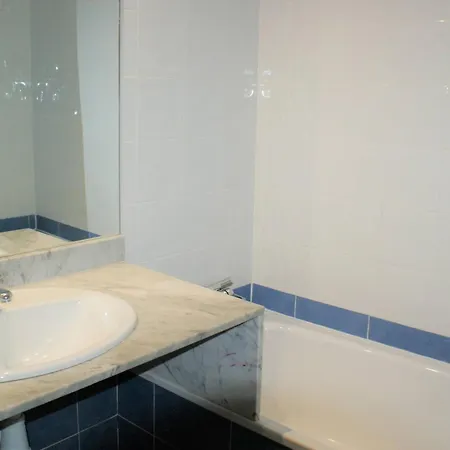 Con Vistas Al Canal En Residencia Con Piscina Av-20 * Roses